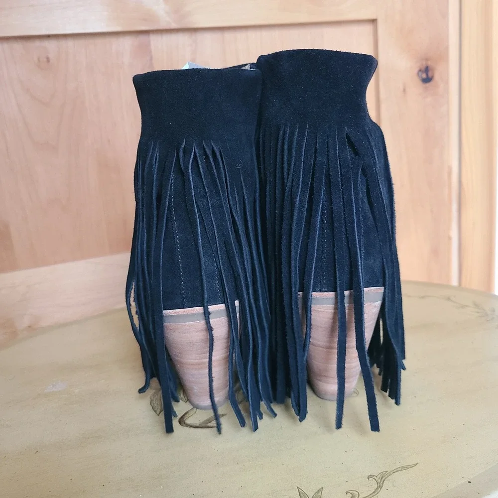 Koolaburra UGG Piaz II US‎ 11 Black Suede Fringe Heel Sandals Boho Festival